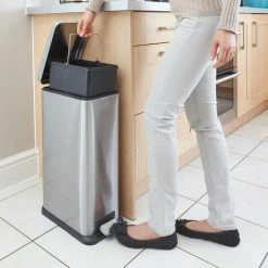 BlackDecker BLACK+DECKER BXBN0004GB 20L Slimline Pedal Bin With Soft Close Lid, Stainless Steel, 39.5 X 25 X 63.5 Cm, Cool Grey -Vonshef shop 34360654 5