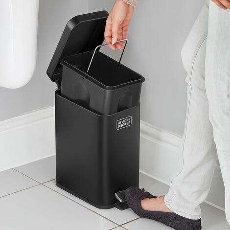 BlackDecker BLACK+DECKER BXBN0007E 5L Pedal Bin With Soft Close Lid, Stainless Steel, 30cm X 14cm X 29cm 5 BlackDecker BLACK+DECKER BXBN0007E 5L Pedal Bin With Soft Close Lid, Stainless Steel, 30cm X 14cm X 29cm - Image 5