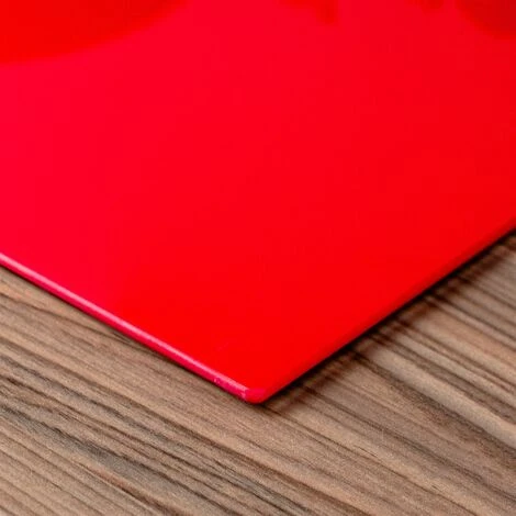 Harbour Housewares Glass Kitchen Chopping Board - 40 X 30cm - Red 3 Harbour Housewares Glass Kitchen Chopping Board - 40 X 30cm - Red - Image 3