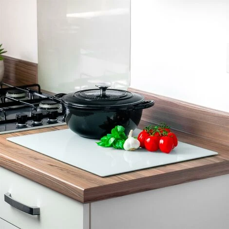 Harbour Housewares Glass Kitchen Chopping Board - 50 X 40cm - White 2 Harbour Housewares Glass Kitchen Chopping Board - 50 X 40cm - White - Image 2