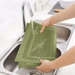 LITZEE Placemats Heat-Resistant Non-slip Stain-resistant Washable Placemats, Woven Vinyl Double Border Table Mats, Set Of 4 (Green) -Vonshef shop 55310661 4