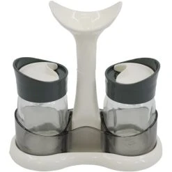 Geezy Salt And Pepper Shaker With Plastic Holder