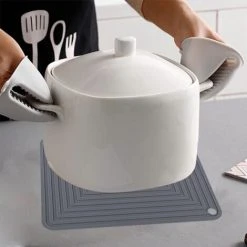 PESCE Silicone Trivet Mat For Hot Dishes/Heat Resistant Pot Holder, Non Slip Thick Flexible Hot Pads For Kitchen Table Grey -Vonshef shop 78325694 4
