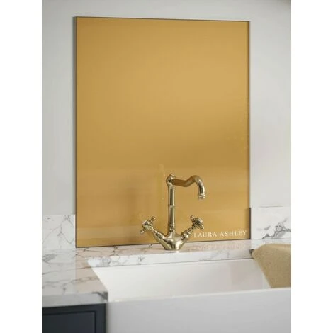 Laura Ashley Brass Glass Kitchen Splashback 900mm X 750mm 3 Laura Ashley Brass Glass Kitchen Splashback 900mm X 750mm - Image 3